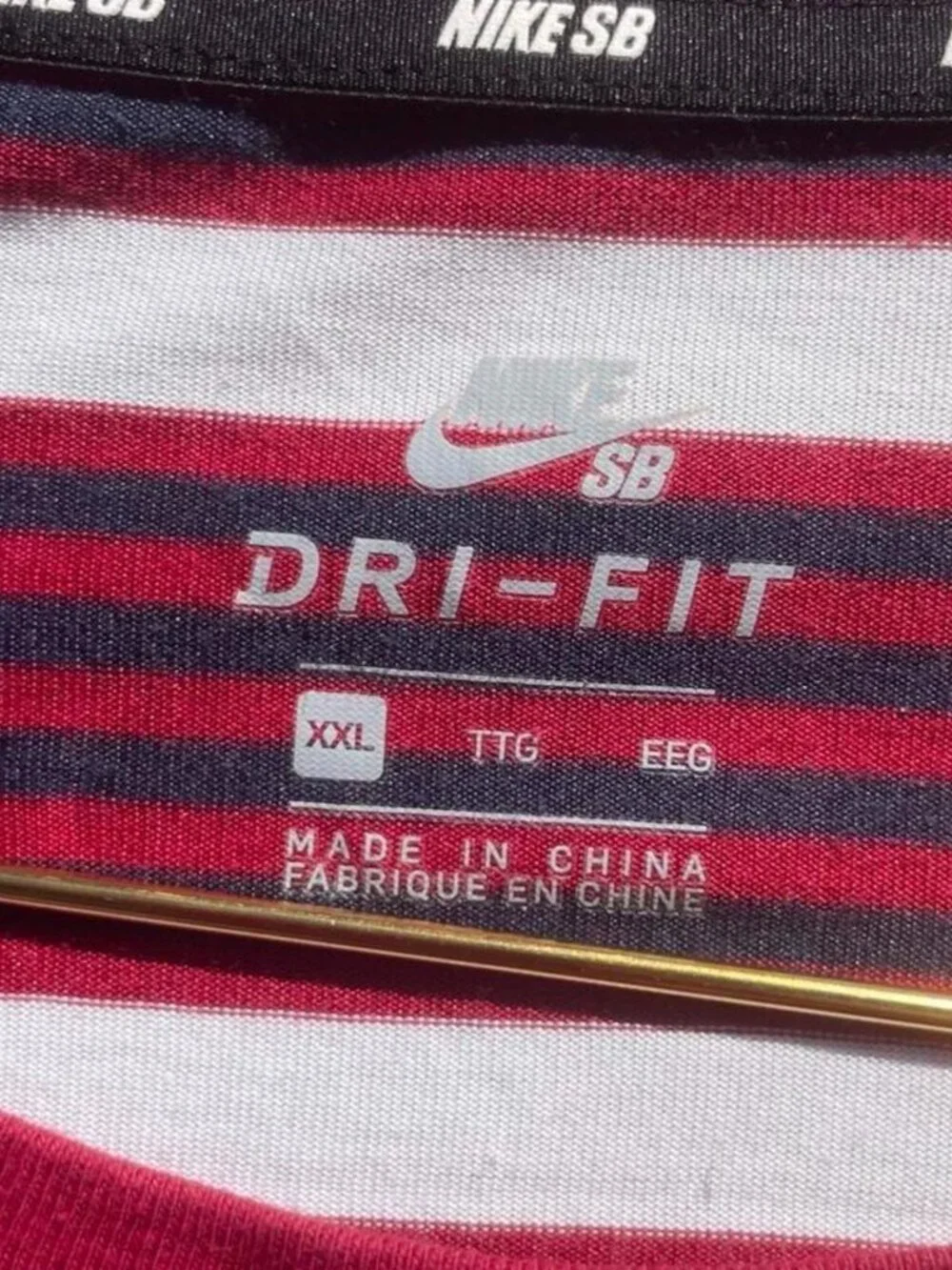 Nike SB Red & White Striped Long Sleeve Skater Tee - Men's XXL